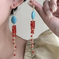 Bohemian tassel earrings with turquoise cracked beads and red translucent beads - E2846-6/Gold Metal Green Bead Red String