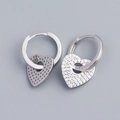 Orecchini a cerchio a cuore in argento 925 con pavé di zirconi cubici scintillanti - Argento 925 / Color Argento Platino (Coppia)