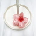 Pinza per capelli a fiore di ciliegio rosa sfumato in resina su vassoio bianco - 8cm / Fucsia