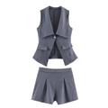Completo due pezzi grigio gessato da donna con gilet e pantaloncini a pieghe - XS / Grigio