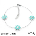 Bracelet en acier inoxydable argenté avec trois pendentifs marguerites turquoise et cristal - Bracelet Couleur Acier (KB169382-KLX)
