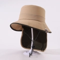 Dettaglio del cappello da sole kaki con tesa larga e protezione per il collo con corda - Taglia Unica (Circonferenza 52cm) / Cammello