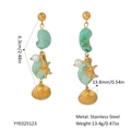 Detalle de pendientes de acero con perlas, colgantes de estrella y medidas exactas - Estilo de Colgante de Estrella de Mar y Concha (YYE025123) / Dorado