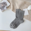 Chaussettes grises en maille torsadée pour femmes de style japonais rétro pour l'hiver - Taille unique / Gris