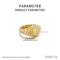 Dettaglio anello a serpente in acciaio inossidabile placcato oro 11mm con specifiche tecniche - US 7 / Oro Croissant Spirale (KR111580-GC)