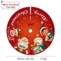Jupe de sapin de Noël rouge de 90cm avec des motifs festifs de Père Noël et bonhomme de neige - A-SQ53 Dessin Animé Merry Christmas Rouge
