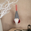 Graue und rote gestrickte Weihnachtsgnom-Hängedekoration für den Tannenbaum - Grau Hängend 5-01