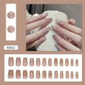 Unghie finte corte a ballerina con sfumatura marmo nude e glitter dorati eleganti - Tipo di Colla / Stile Sfumato Premium (R862)