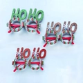 Pack de 3 gafas navideñas festivas con letras HO HO brillantes y detalles de copas - Gafas Decorativas HO HO de Colores