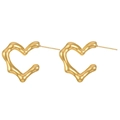 Minimalistische goldene Herzohrringe mit flüssigem, unregelmäßigem geschmolzenem Metalldesign - Unregelmäßiges Stromlinienförmiges Herz (N-501) / Gold