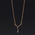 Collier serpent punk minimaliste doré avec pendentif en Y et détail de pierre précieuse - Style de Serpent en Forme de Y avec Strass (4417) / Doré