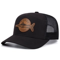 Cappellino trucker nero in mesh con toppa da pesca in pelle per sport all'aria aperta - Nero