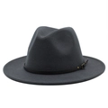 Dettaglio cappello fedora in feltro grigio scuro con cinturino in pelle e fibbia metallica - Regolabile / grigio scuro