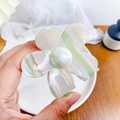Molla per capelli a fiore bianco perlato con strisce iridescenti per acconciature donna - 6.8cm / verde chiaro