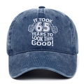 Gorra de algodón azul marino desgastado con bordado para el 65 cumpleaños - Azul Marino Lavado 65 Años