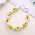 Handgefertigte Handy-Perlenkette mit gelben Sonnenblumen und runden Holzperlen - Handkette / Gelb