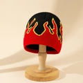 Bonnet en tricot élégant avec motif de flamme noir et rouge pour la chaleur - M (56-58cm) / Flamme Rouge