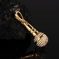 Ciondolo a microfono hip hop dorato con strass bianchi brillanti su base in pietra nera - Solo Pendente Colore Oro Con Zircone Bianco