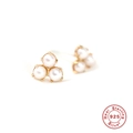 Orecchini a perno in argento 925 con tre perle dal design minimalista a triangolo - Triangolo a tre perle / Oro