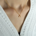 Franse vintage gouden hartketting met centrale heldere edelsteen en verfijnde ketting - Roze Hartvorm (XL16)