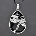 Collana libellula in argento con ciondolo a goccia nera su cordino in pelle - Pietra Nera