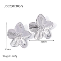 Zilveren bloemknopjes van roestvrij staal met een reliëfontwerp van 3,26 cm - Zilver (JDE2302103-S)