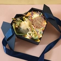 Confezione regalo esagonale blu con rose, trucco e luci LED ad effetto decorativo - Blu (Stile Scatola a Ribalta) / 23*22*10cm