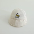 Dettaglio del tessuto a rete traspirante e ricamo 'I'M COOL BOY' sul cappello da bimbo - 50-52CM (1-4 Anni) / Bianco Sporco