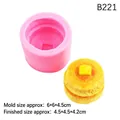 Rosa Silikonform für Muffins mit gelbem Modell und Maßangaben für DIY-Backen - Groß B221 / Rosa