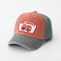 Dettaglio della toppa ricamata con camion dei pompieri su cappello bimbo multicolore - 52cm (Consigliato 2-6 Anni) / Rosso Lavato Grigio Verde (C)