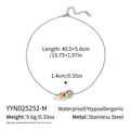 Dettaglio delle perle in acciaio inossidabile bicolore su una collana anallergica - Oro e argento misti (YYN025252-M)