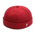 Bonnet docker rouge foncé en coton avec broderie de palmier blanc au style minimaliste - Réglable / Rouge