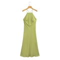 Elegantes grasgrünes Satin-Neckholder-Kleid mit Seidentextur und Kreuzgurt-Design - XS / Matcha-Grün