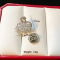 Silver swan brooch with rhinestones showing dimensions 1.9cm by 1.7cm and weight 2.6g - Silver Swan C007