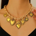 Böhmische geflochtene Seilkette mit mehreren goldenen Herzanhängern im Vintage-Stil - Halskette Mit Mehreren Herzanhängern (wg0150) / Altgold