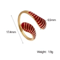 Anillo abierto dorado en forma de gota con esmalte rojo y rayas doradas con textura - Burdeos