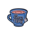 Insigne en émail en forme de tasse de thé bleue mignonne avec du thé rose sur blanc - Design Tasse de Thé (QHXZ2580)