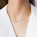 Goldene Halskette mit Papierflieger und Stern-Anhänger für Damen im minimalistischen Stil - 40+5cm / Gold