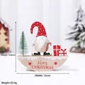 Gnome de Noël en bois sur bascule lune avec inscription Joyeux Noël décorative - Gnome Bateau de Lune-Bonnet à Pois (HG18-748A)