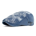 Blauwe denim baret pet met witte contrasterende stiksels en verstelbare metalen gesp - Blauw