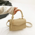 Elegante beige Stroh-Umhängetasche mit rundem Seilgriff und einem Schultergurt - Khaki