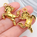 Goldene Pferdeanhänger in massivem und hohlem Design für DIY-Schmuck - Antik Gold Western Cowboy Pferd (24x20mm)