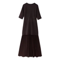 Details des Kurzarmkleids mit Strickoberteil und plissiertem Chiffon-Saum am Rock - S / Braun