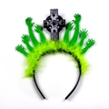 Halloween Haarreif mit Zombiehänden, gotischem Kreuz und neongrünen Federn - Grün