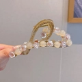 Elegant heart-shaped hair claw in light coffee resin with white roses and pearls - Heart Floral Claw Clip