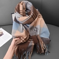 Écharpe douce en faux cachemire à carreaux marron et bleu avec détails de franges - 67-180CM / Chameau Bleu
