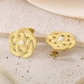 Pendientes de flor tejida dorada con perla blanca central de estilo vintage - Dorado (KE114641-KFC)