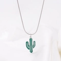 Collier chaîne serpent argentée avec un pendentif cactus vert et détails blancs - Cactus / Argent