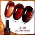 Esmalte gel Jelly Amber LC-J05 mostrando de una a tres capas de acabado semitransparente - Ámbar Caramelo-J05