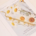 Détail du collier double rang avec œil protecteur et pendentif cœur sur carte marguerite - 10# Bracelet-Charme de Coeur à Double Couche